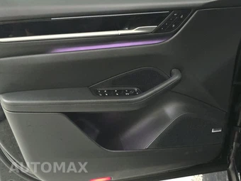 2025 Porsche Macan Electric – miniatura 9