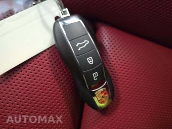 2025 Porsche Macan S – miniatura 8