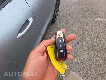 2025 Porsche Macan – miniatura 5