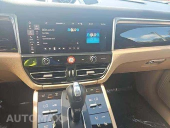 2025 Porsche Macan – miniatura 12