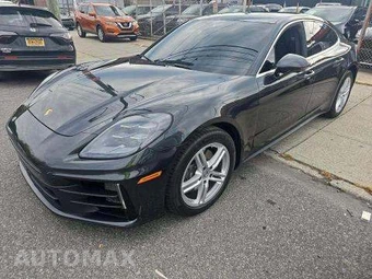 2025 Porsche Panamera 4