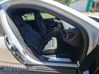 2025 Porsche Panamera 4 – miniatura 18