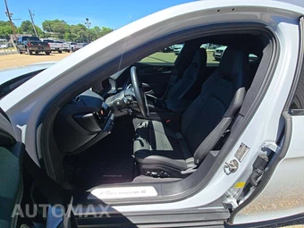 2025 Porsche Panamera 4 – miniatura 6