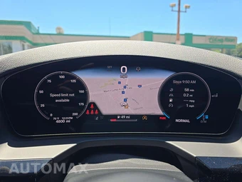 2025 Porsche Panamera 4 – miniatura 9