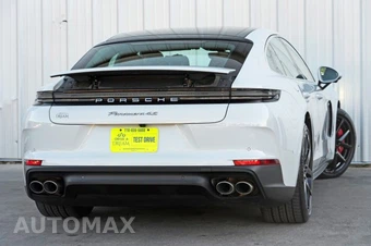 2025 Porsche Panamera 4S E-Hybrid - miniatura 3