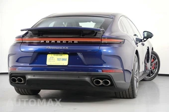 2025 Porsche Panamera 4S E-Hybrid - miniatura 3