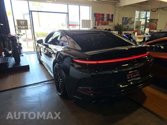2025 Porsche Panamera GTS – miniatura 2