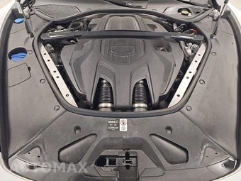 2025 Porsche Panamera – miniatura 15