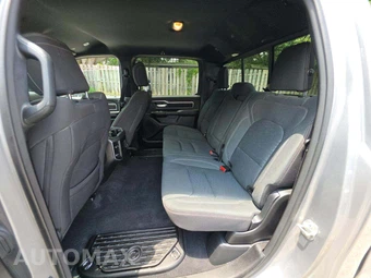 2025 Ram 1500 Big Horn Crew Cab Short Bed - miniatura 13