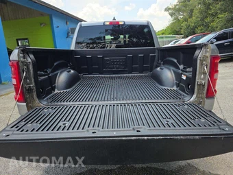 2025 Ram 1500 Big Horn Crew Cab Short Bed - miniatura 14