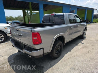 2025 Ram 1500 Big Horn Crew Cab Short Bed - miniatura 3