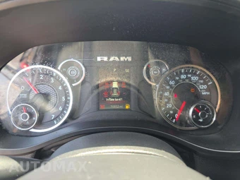 2025 Ram 1500 Big Horn Crew Cab Short Bed - miniatura 9