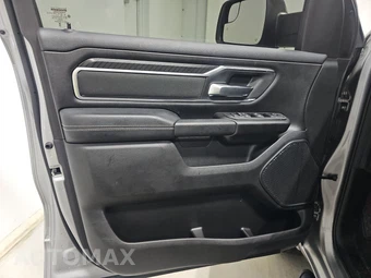 2025 Ram 1500 Big Horn Crew Cab Short Bed - miniatura 9