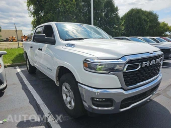 2025 Ram 1500 Big Horn Crew Cab Short Bed - miniatura 4