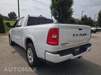 2025 Ram 1500 Big Horn Crew Cab Short Bed - miniatura 2