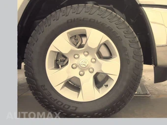 2025 Ram 1500 Big Horn Crew Cab Short Bed - miniatura 10