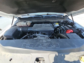 2025 Ram 1500 Big Horn Crew Cab Short Bed - miniatura 7