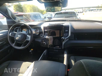 2025 Ram 1500 Big Horn Crew Cab Short Bed - miniatura 11