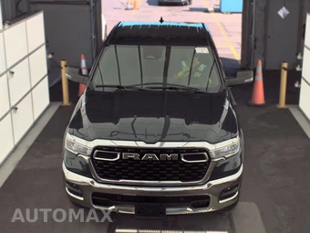 2025 Ram 1500 Big Horn Crew Cab Short Bed - miniatura 2