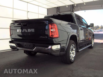 2025 Ram 1500 Big Horn Crew Cab Short Bed - miniatura 4