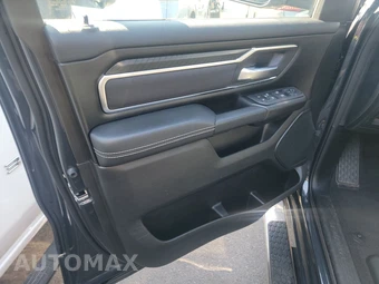 2025 Ram 1500 Big Horn Crew Cab Short Bed - miniatura 9