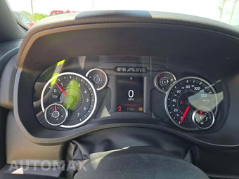 2025 Ram 1500 Big Horn Crew Cab Short Bed - miniatura 6
