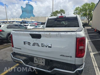 2025 Ram 1500 Big Horn Crew Cab Short Bed - miniatura 5