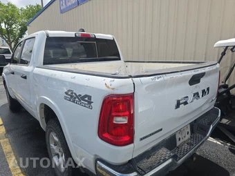 2025 Ram 1500 Big Horn Crew Cab Short Bed - miniatura 6