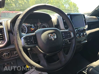 2025 Ram 1500 Big Horn Crew Cab Short Bed - miniatura 10