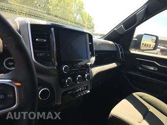 2025 Ram 1500 Big Horn Crew Cab Short Bed - miniatura 11