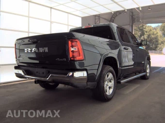 2025 Ram 1500 Big Horn Crew Cab Short Bed - miniatura 4