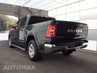 2025 Ram 1500 Big Horn Crew Cab Short Bed - miniatura 6