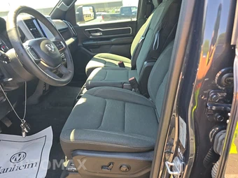 2025 Ram 1500 Big Horn Crew Cab Short Bed - miniatura 7
