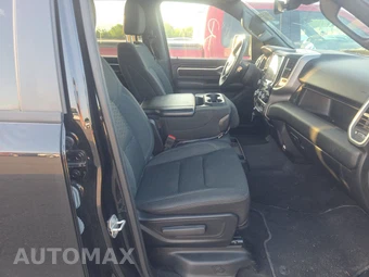 2025 Ram 1500 Big Horn Crew Cab Short Bed - miniatura 8