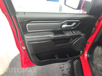 2025 Ram 1500 Big Horn Crew Cab Short Bed - miniatura 9