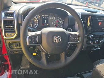 2025 Ram 1500 Big Horn Crew Cab Short Bed - miniatura 10