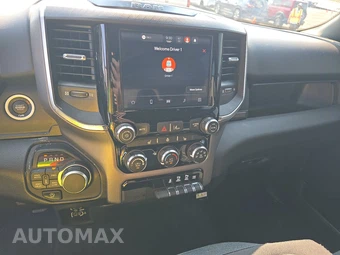 2025 Ram 1500 Big Horn Crew Cab Short Bed - miniatura 11