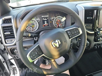 2025 Ram 1500 Big Horn Crew Cab Short Bed - miniatura 10