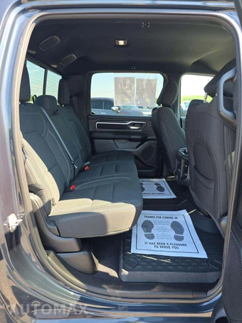 2025 Ram 1500 Big Horn Crew Cab Short Bed - miniatura 13