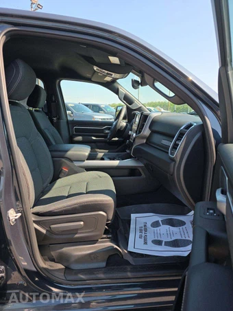2025 Ram 1500 Big Horn Crew Cab Short Bed - miniatura 15