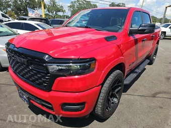 2025 Ram 1500 Big Horn Crew Cab Short Bed - samochód z USA z aukcji Manheim, oferta Kup Teraz w AUTOMAX