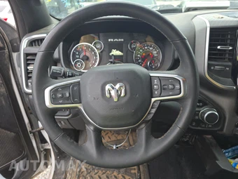 2025 Ram 1500 Big Horn Crew Cab Short Bed - miniatura 10