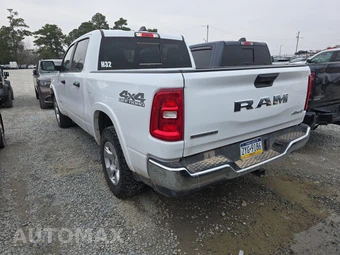 2025 Ram 1500 Big Horn Crew Cab Short Bed - miniatura 6