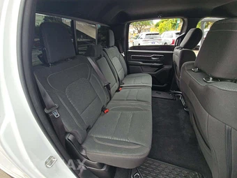 2025 Ram 1500 Big Horn Crew Cab Short Bed - miniatura 13