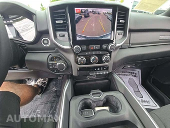 2025 Ram 1500 Big Horn Crew Cab Short Bed - miniatura 7