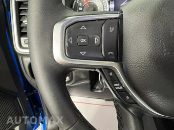 2025 Ram 1500 Big Horn Crew Cab Short Bed - miniatura 15