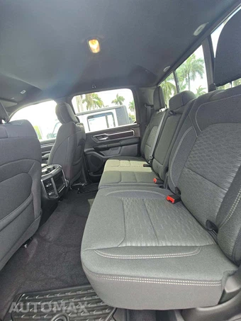 2025 Ram 1500 Big Horn Crew Cab Short Bed - miniatura 13