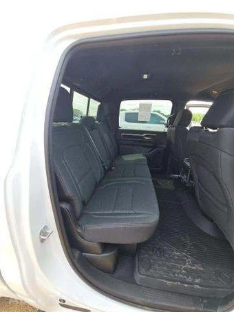 2025 Ram 1500 Big Horn Crew Cab Short Bed - miniatura 17