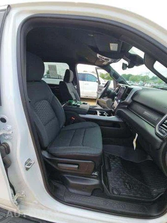 2025 Ram 1500 Big Horn Crew Cab Short Bed - miniatura 19