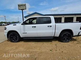 2025 Ram 1500 Big Horn Crew Cab Short Bed - miniatura 3